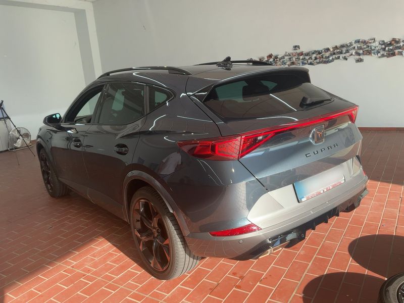 Cupra Formentor 1.4 e-HYBRID Priority VZ — zdjęcie 3