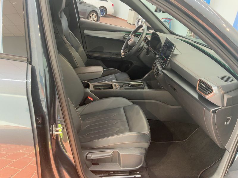 Cupra Formentor 1.4 e-HYBRID Priority VZ — zdjęcie 11