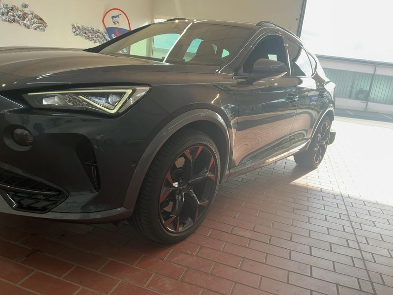 Cupra Formentor 1.4 e-HYBRID Priority VZ — zdjęcie 2