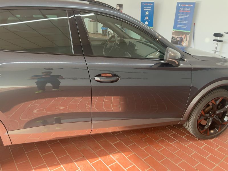 Cupra Formentor 1.4 e-HYBRID Priority VZ — zdjęcie 7