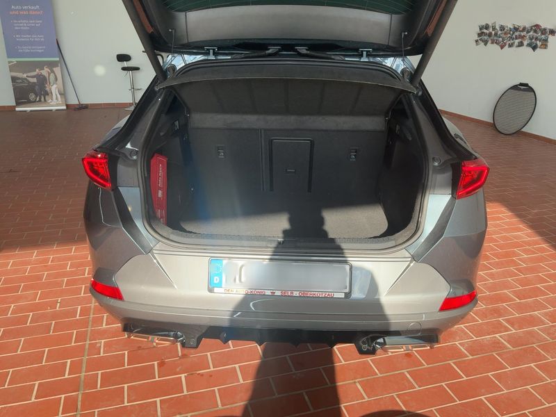 Cupra Formentor 1.4 e-HYBRID Priority VZ — zdjęcie 10