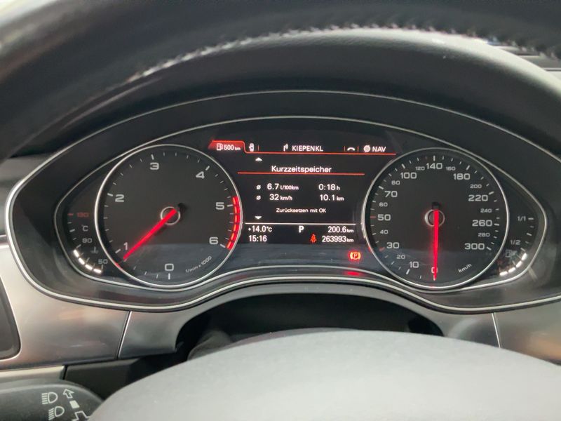 Audi A6 2.0 TDI ultra — zdjęcie 13