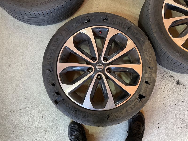 Nissan Qashqai 1.6 dCi 360 4x4 2014 – снимка 64
