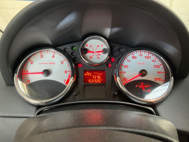 Peugeot 207 1.6 Active — zdjęcie 4