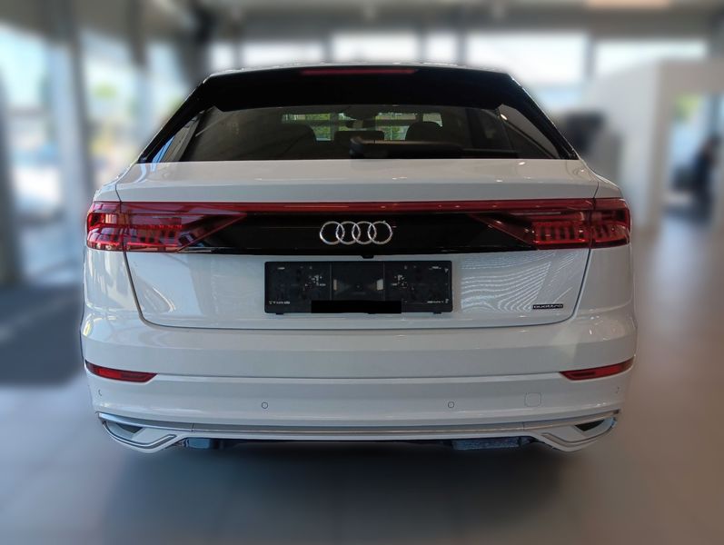 Audi Q8 50 TDI Mild-Hybrid quattro — zdjęcie 4