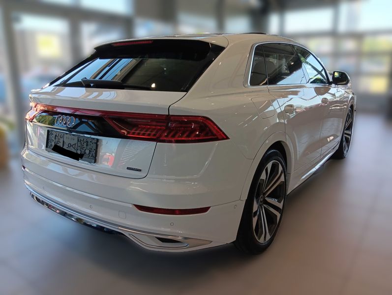Audi Q8 50 TDI Mild-Hybrid quattro — zdjęcie 5