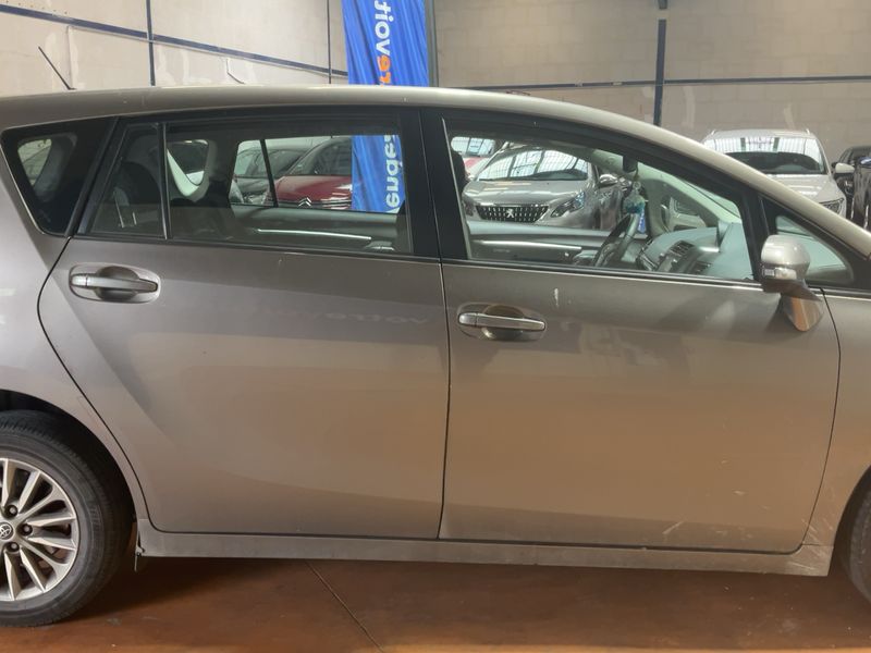 Toyota Verso 1.6 D-4D Dynamic — zdjęcie 7