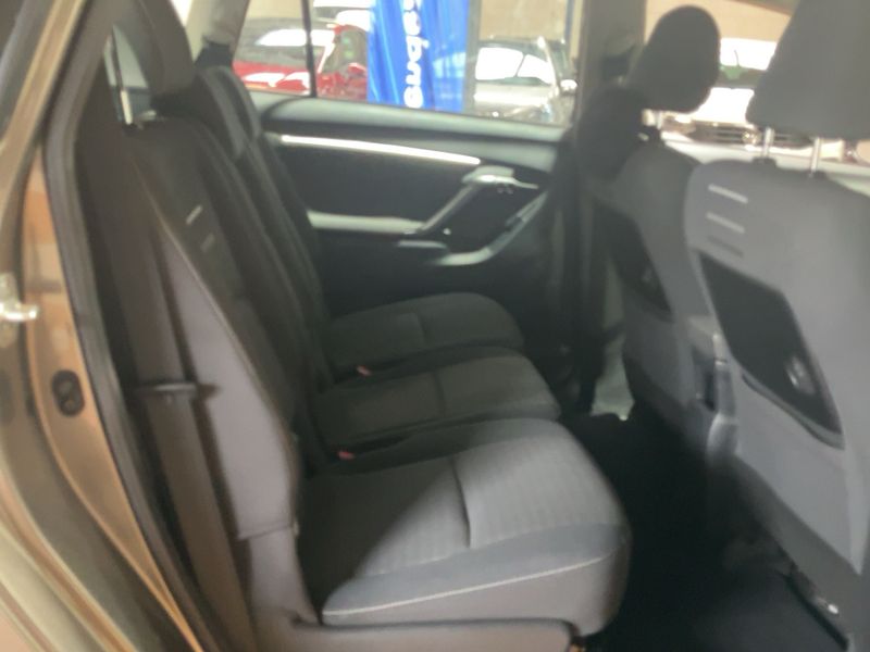 Toyota Verso 1.6 D-4D Dynamic — zdjęcie 14