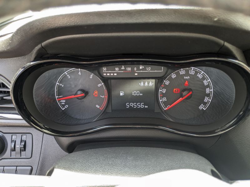 Opel Karl 1.0 Rocks — zdjęcie 12