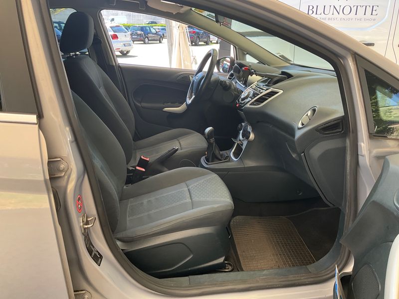 Ford Fiesta 1.4 TDCi Titanium 2012 – снимка 3