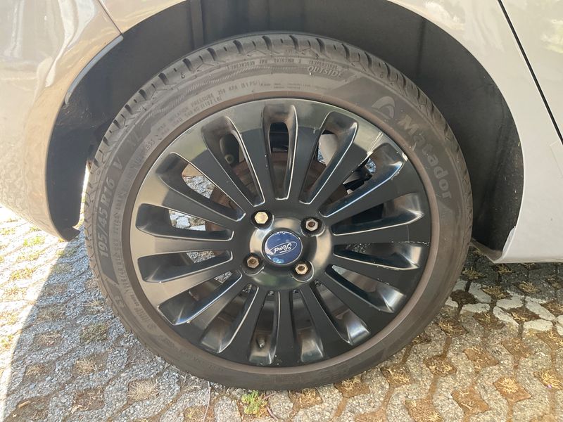 Ford Fiesta 1.4 TDCi Titanium 2012 – снимка 7