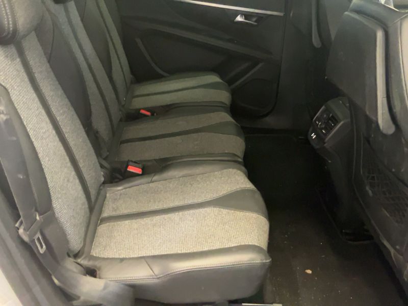Peugeot 5008 1.6 Blue-HDi Allure — zdjęcie 14