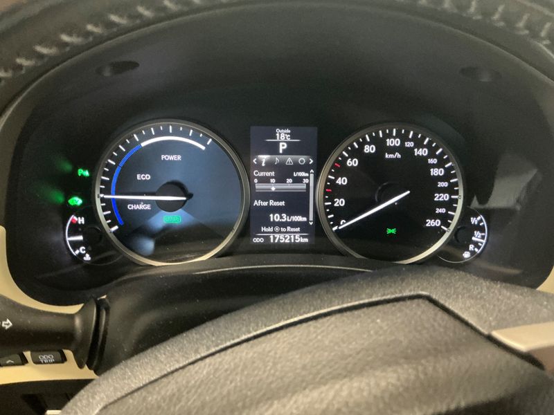 Lexus NX-Serie NX 300h E-Four Executive — zdjęcie 13