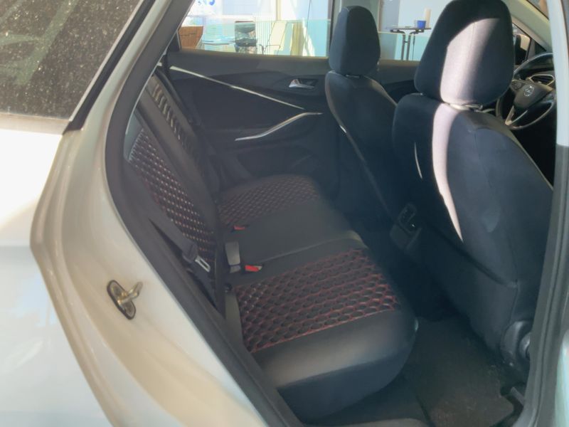 Opel Grandland X 1.2 Turbo Edition — zdjęcie 14