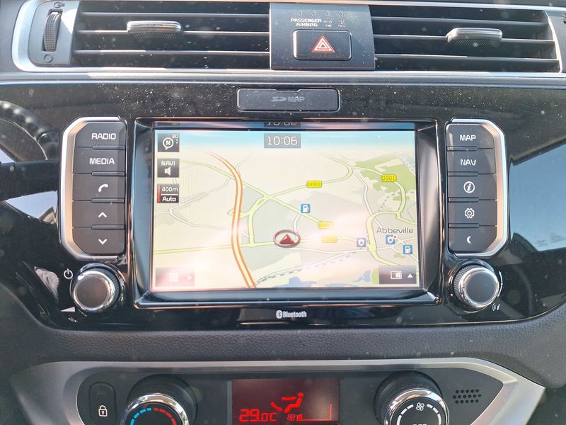 Kia Rio 1.4 CRDi Platinum Edition — zdjęcie 13