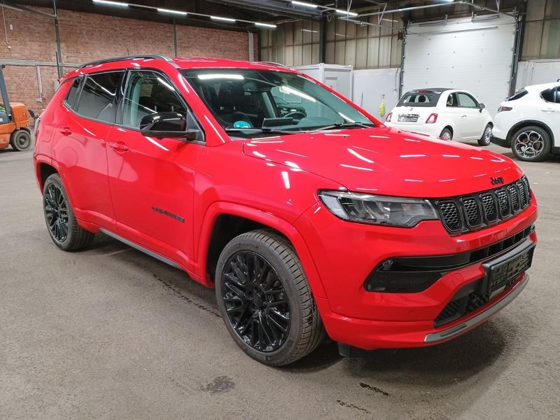 Jeep Compass 1.5 GSE T4 e-Hybrid RED FWD — zdjęcie 4