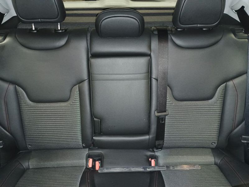 Jeep Compass 1.5 GSE T4 e-Hybrid RED FWD — zdjęcie 7