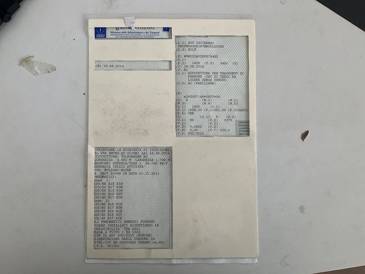 Volkswagen Golf VII 1.6 TDI Comfortline Blue