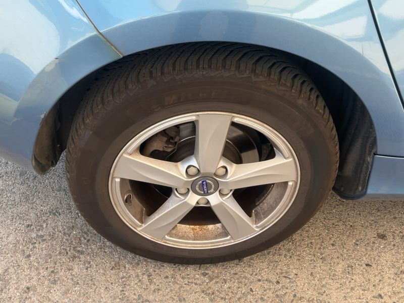 Volvo V40 1.6 D2 Momentum 2015 – снимка 9
