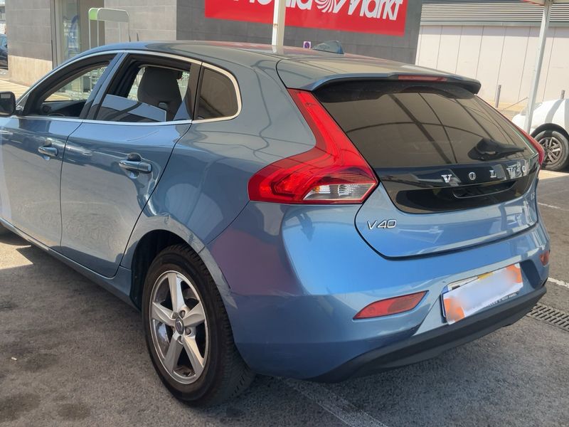 Volvo V40 1.6 D2 Momentum 2015 – снимка 6
