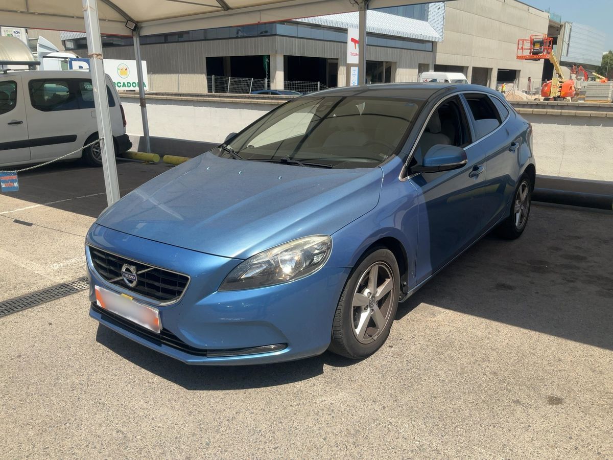 Volvo V40 2015