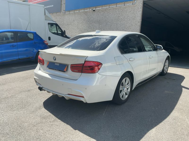 BMW 3er 320d EfficientDynamics Luxury Line — zdjęcie 6