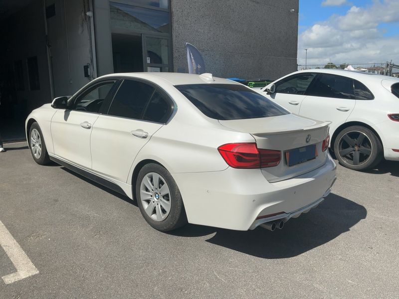 BMW 3er 320d EfficientDynamics Luxury Line — zdjęcie 3