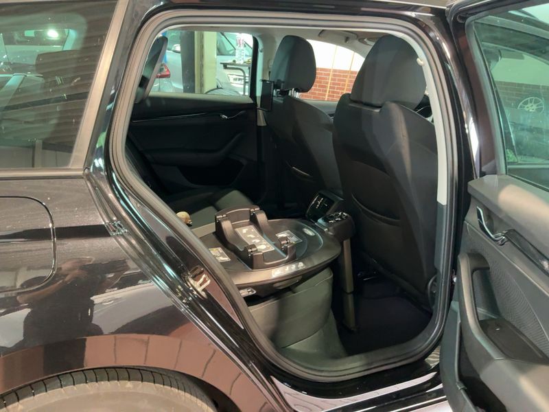 Skoda Octavia 2.0 TDI Ambition — zdjęcie 14