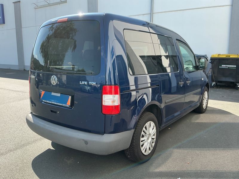 Volkswagen Caddy 1.9 TDI Life — zdjęcie 2