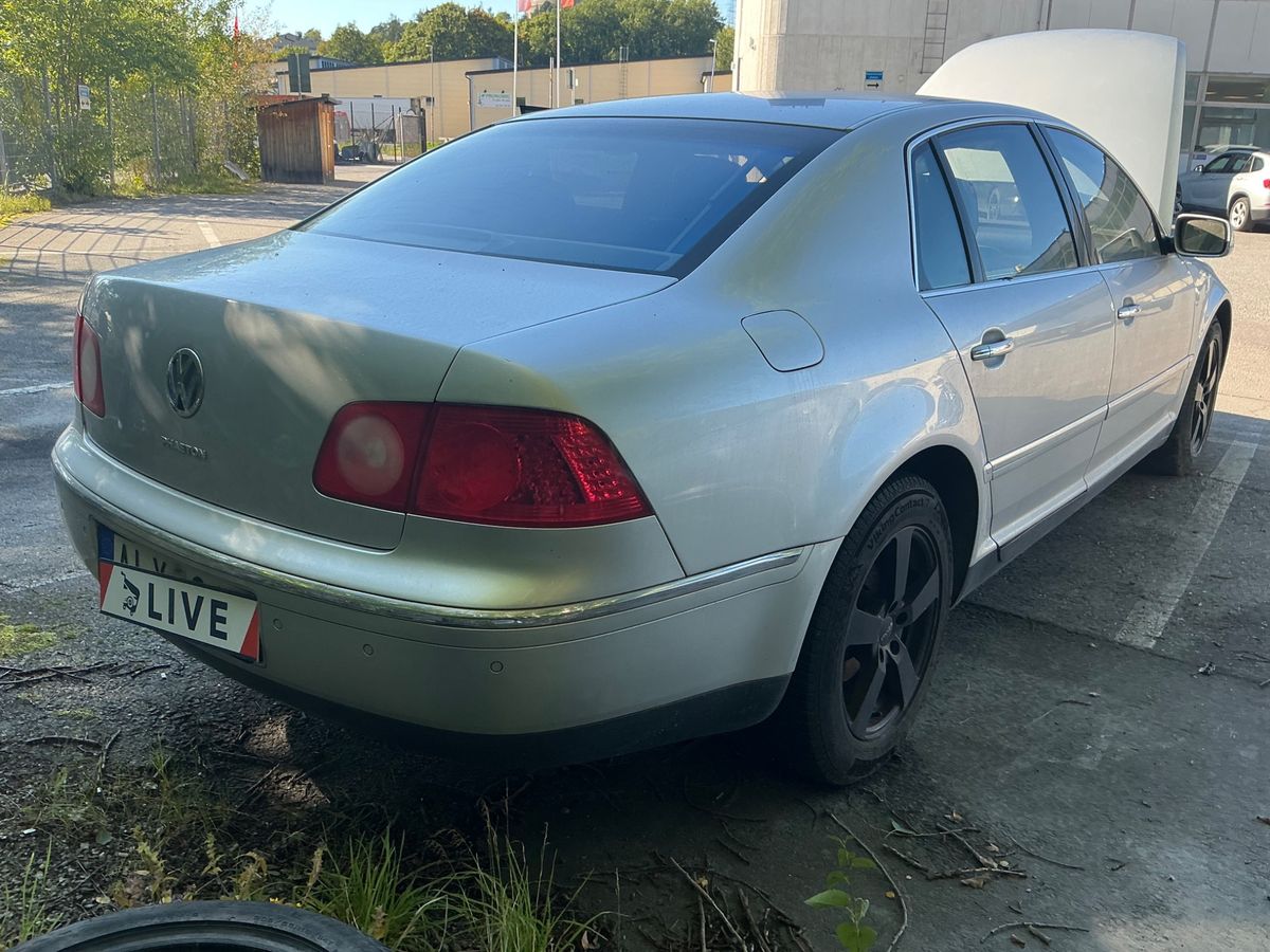 Volkswagen Phaeton 3.2 V6