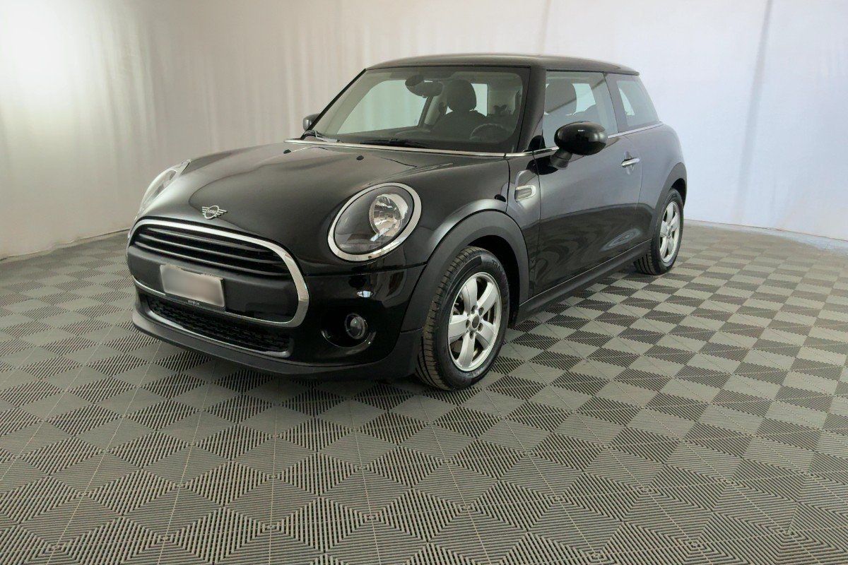 MINI One 2020 — photo 1