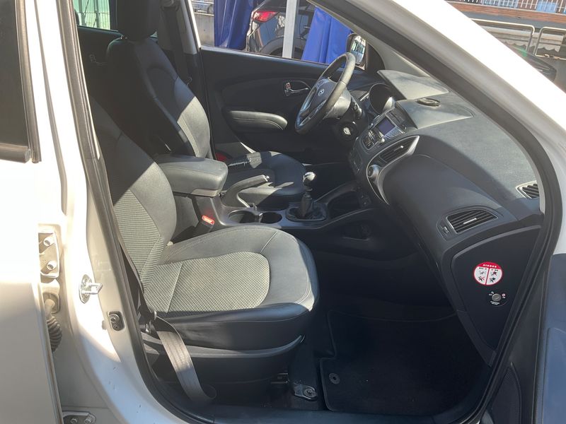 Hyundai ix35 1.7 CRDi Comfort 2WD — zdjęcie 3