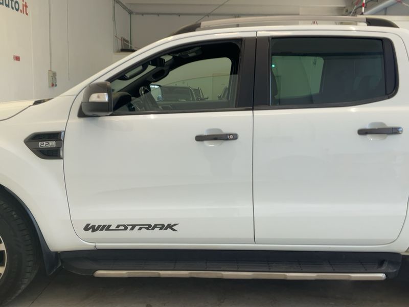 Ford Ranger 2.2 TDCi Doppelkabine 4x4 Wildtrak — zdjęcie 4