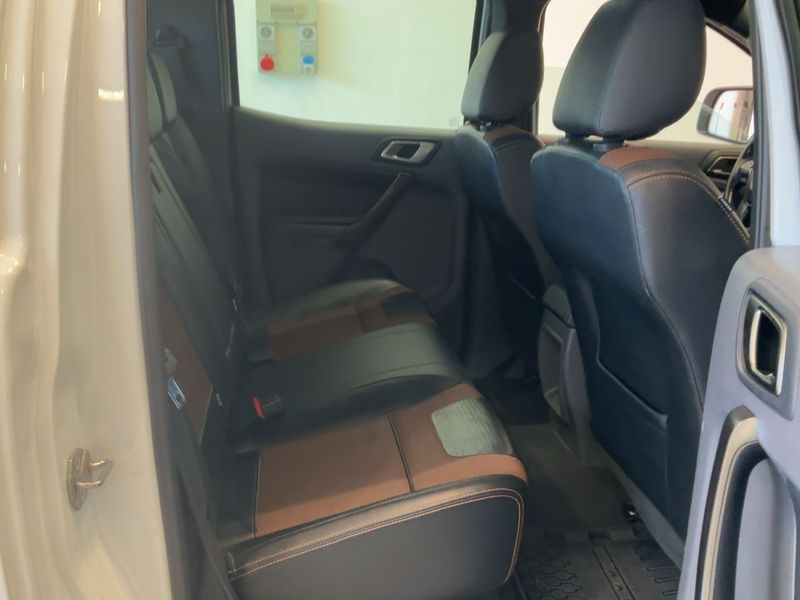 Ford Ranger 2.2 TDCi Doppelkabine 4x4 Wildtrak — zdjęcie 14