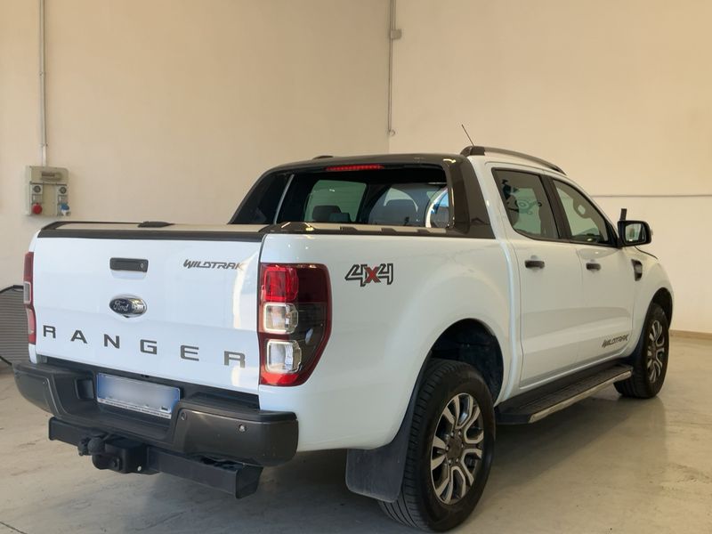 Ford Ranger 2.2 TDCi Doppelkabine 4x4 Wildtrak — zdjęcie 6