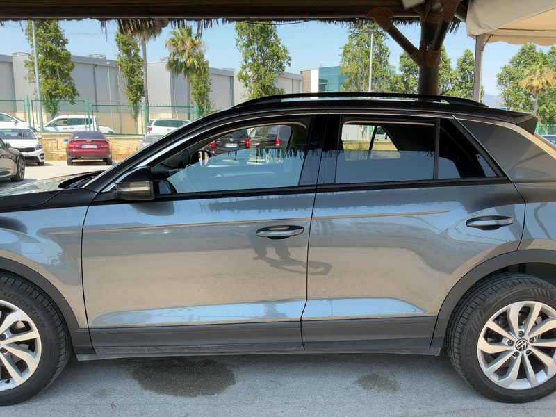 Volkswagen T-Roc 1.5 TSI ACT Life 2022 – снимка 4