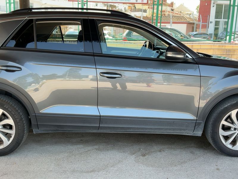 Volkswagen T-Roc 1.5 TSI ACT Life 2022 – снимка 10