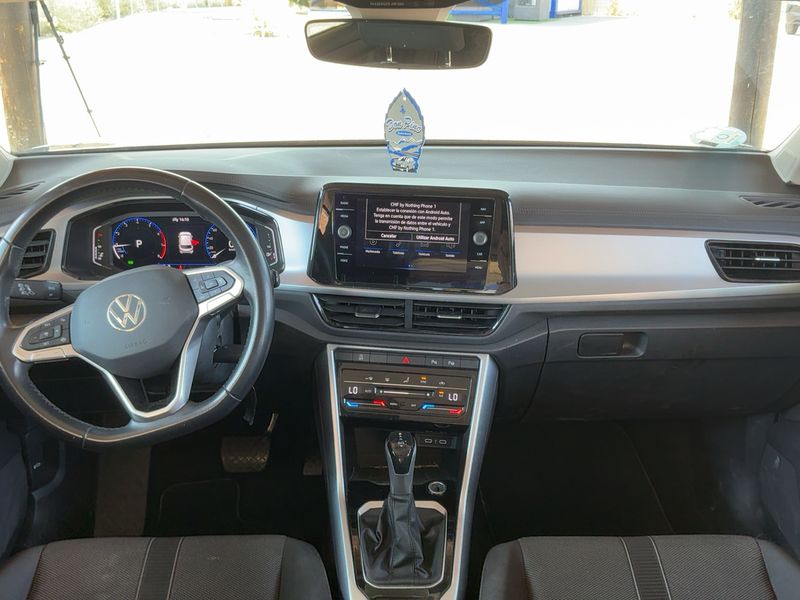 Volkswagen T-Roc 1.5 TSI ACT Life 2022 – снимка 17