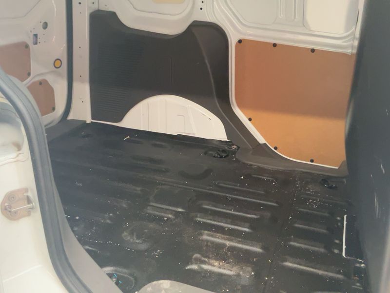 Ford Transit Connect 1.5 TDCi EcoBlue Kasten Trend — zdjęcie 14