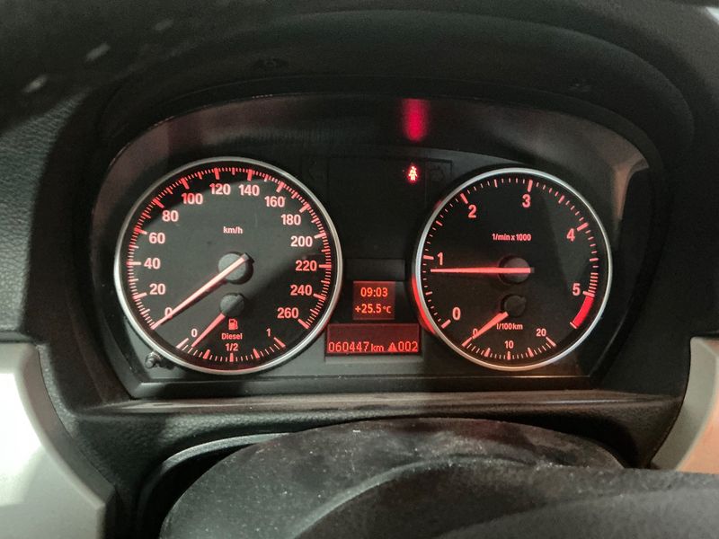 BMW 3er 320d 2009 – снимка 18