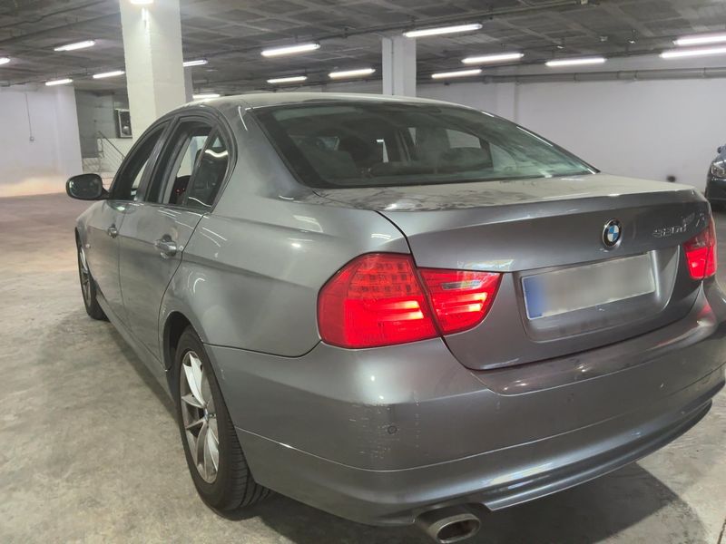 BMW 3er 320d 2009 – снимка 6