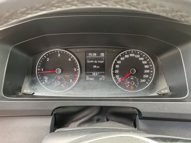 Volkswagen T6 Kombi 2.0 TDI — zdjęcie 13