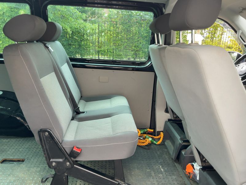Volkswagen T6 Kombi 2.0 TDI — zdjęcie 14