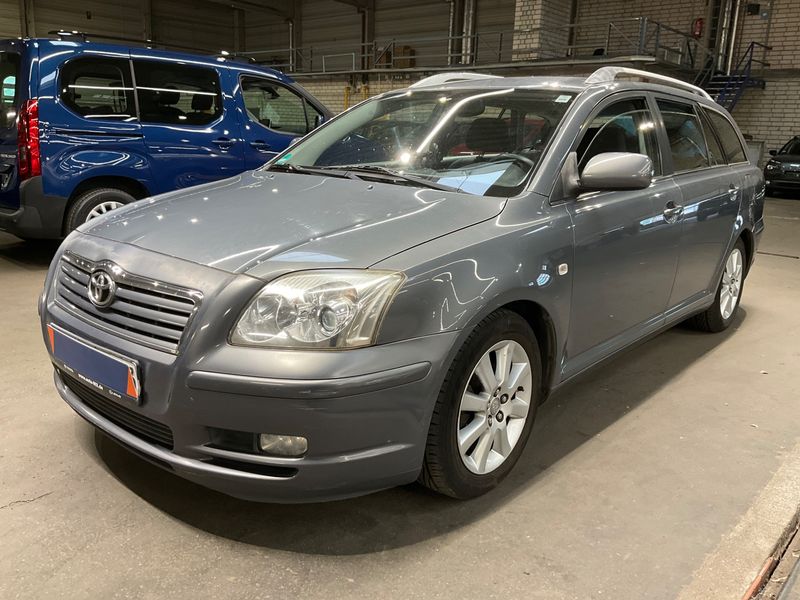 Toyota Avensis 1.8 Executive