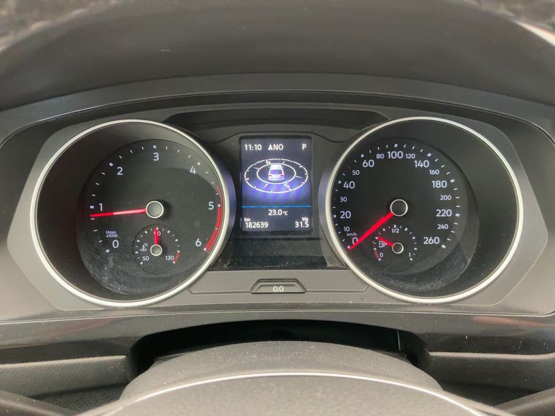 Volkswagen Tiguan 2.0 TDI Comfortline BlueMotion Tech — zdjęcie 13