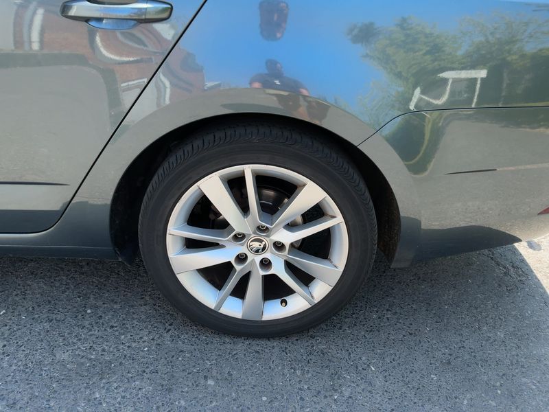 Skoda Octavia 1.6 TDI Ambition 2019 – снимка 5