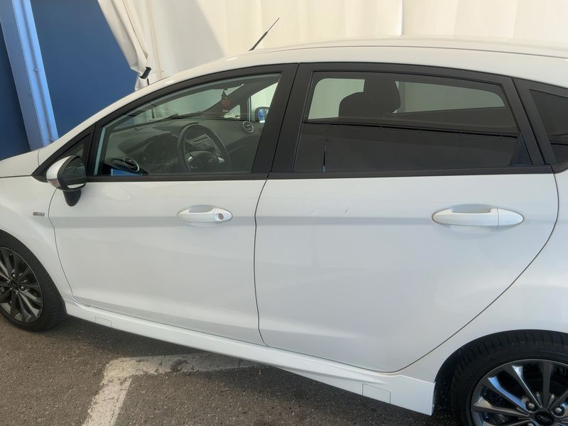 Ford Fiesta 1.5 TDCi ST-Line — zdjęcie 4