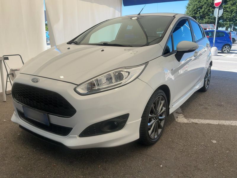 Ford Fiesta 1.5 TDCi ST-Line — zdjęcie 1