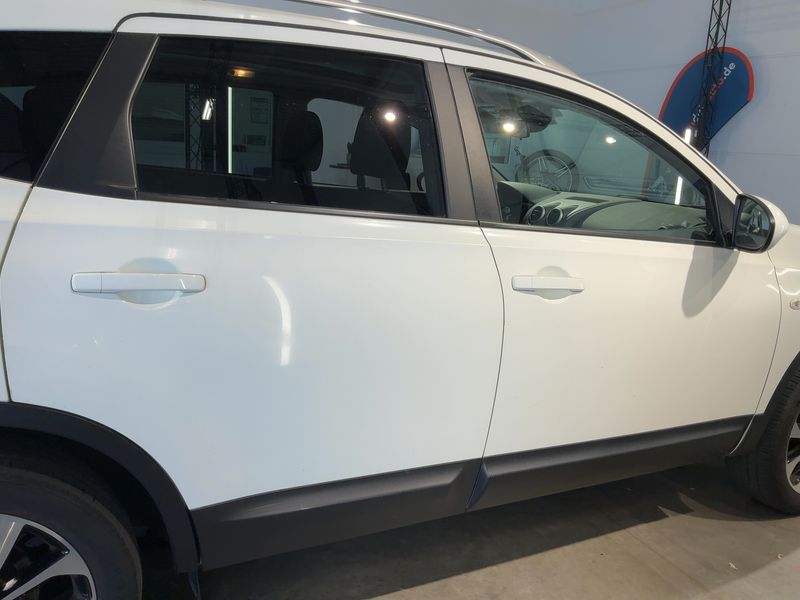 Nissan Qashqai+2 2.0 I-Way — zdjęcie 7