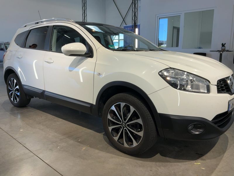 Nissan Qashqai+2 2.0 I-Way — zdjęcie 8